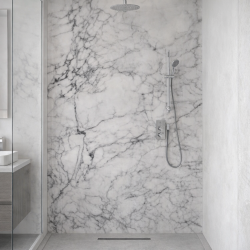 Panneau de douche motif marbre blanc et gris noir mise en situation