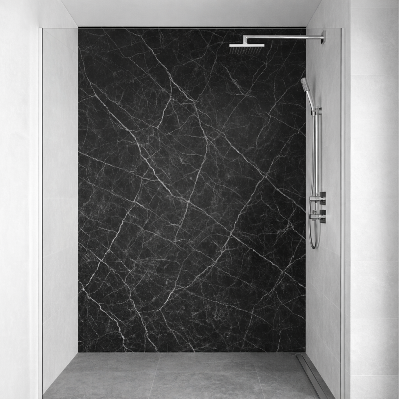 Panneau de douche motif marbre noir mise en situation