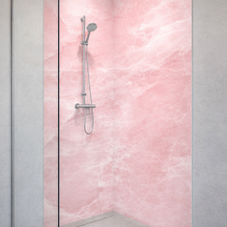 Panneau de douche motif marbre rose classique mise en situation
