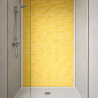 Panneau de douche motif briques jaunes mise en situation